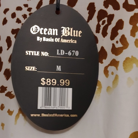 Dress - Picture 5 of 5